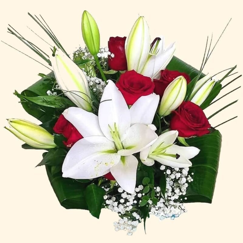 Bouquet di rose rosse e lilium bianchi Flower delivery in Rome