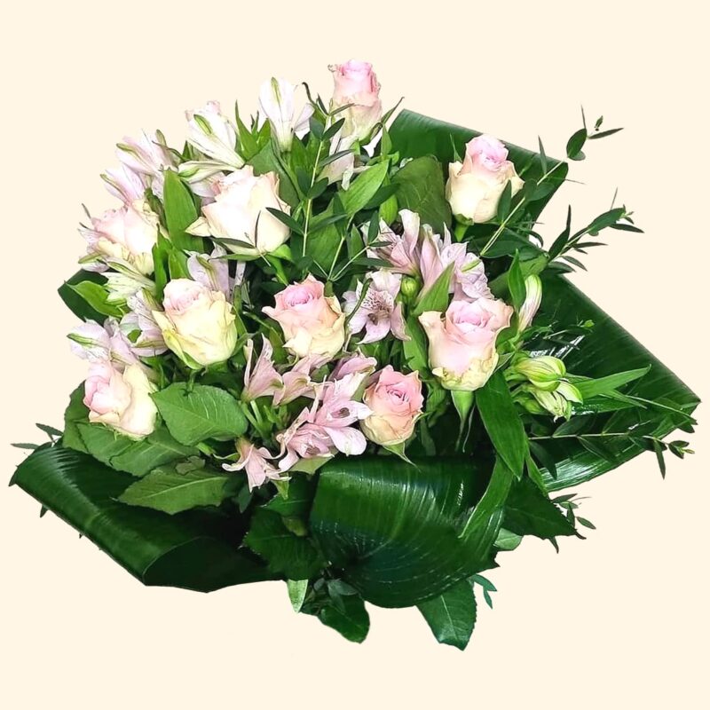 Consegna a domicilio Bouquet di rose rosa e astromelia