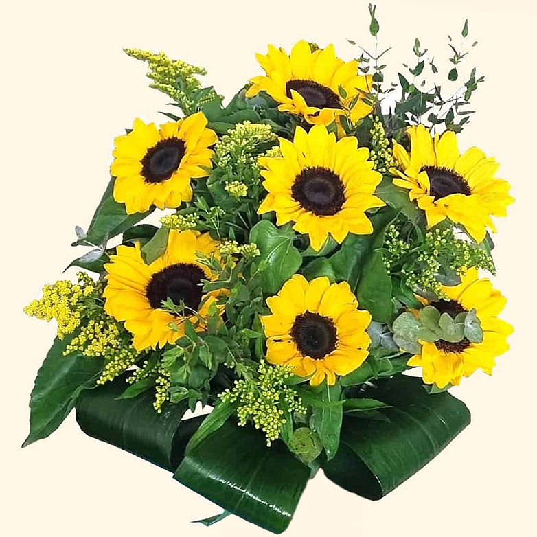 Bouquet di girasoli e solidago