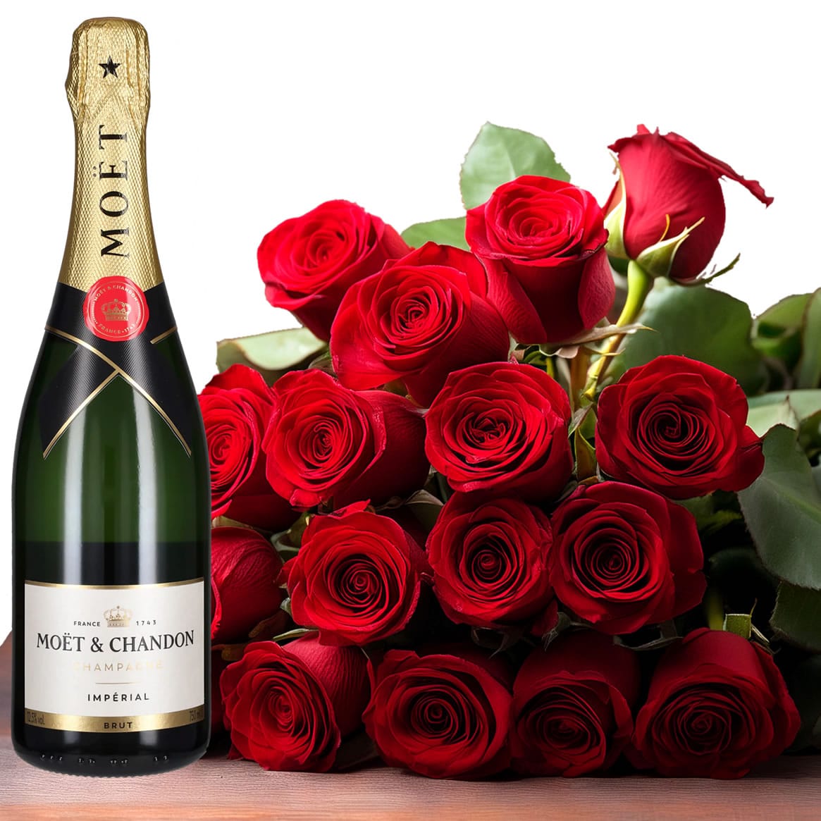 Consegna a domicilio Bouquet di 12 Rose rosse e Bottiglia di Champagne