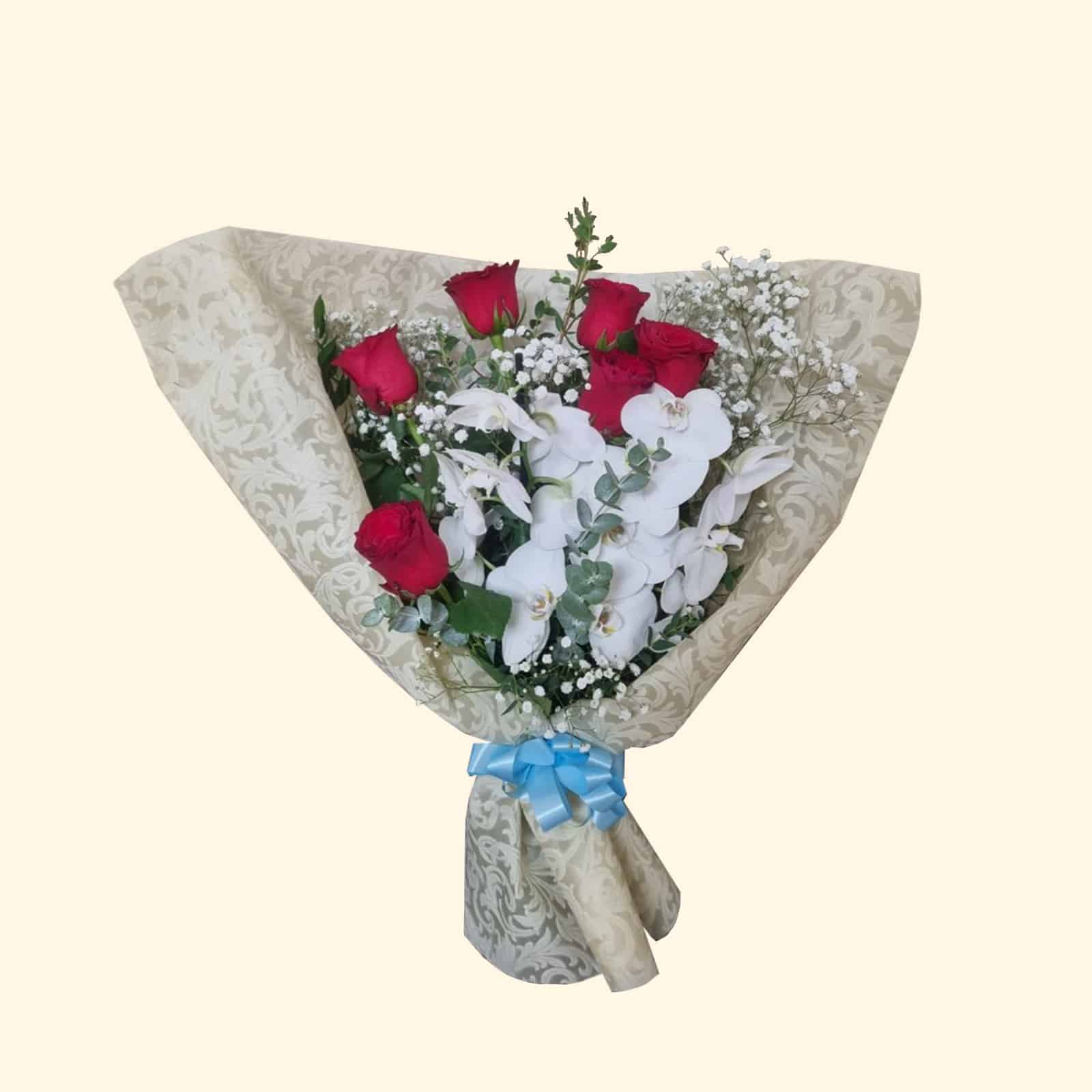 Bouquet di rose e orchidee consegniamo a Roma