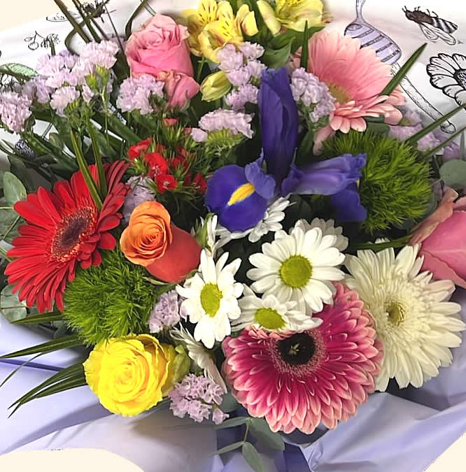 Un allegro bouquet di Fiori misti colorati. Un allegro bouquet di Fiori misti colorati. Consegna a domicilio a Roma